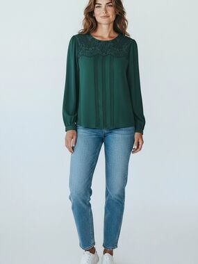 Vince Camuto Women's Emerald Green Lace Yoke Blouse NWT